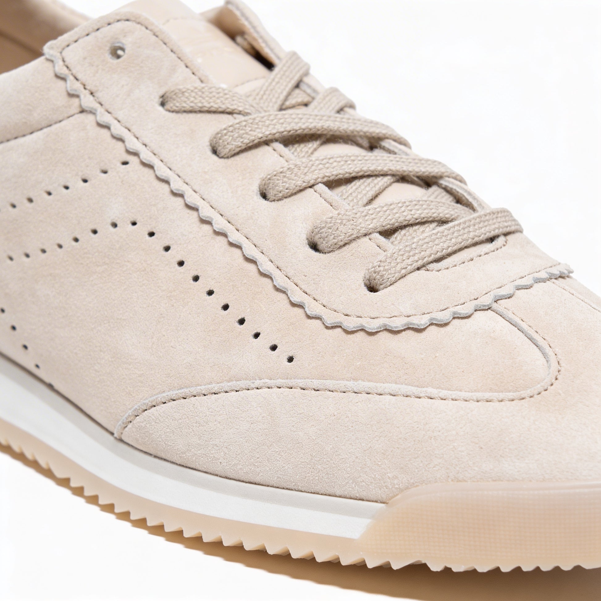 Gabor NOVICE Womens Court Trainers Cream