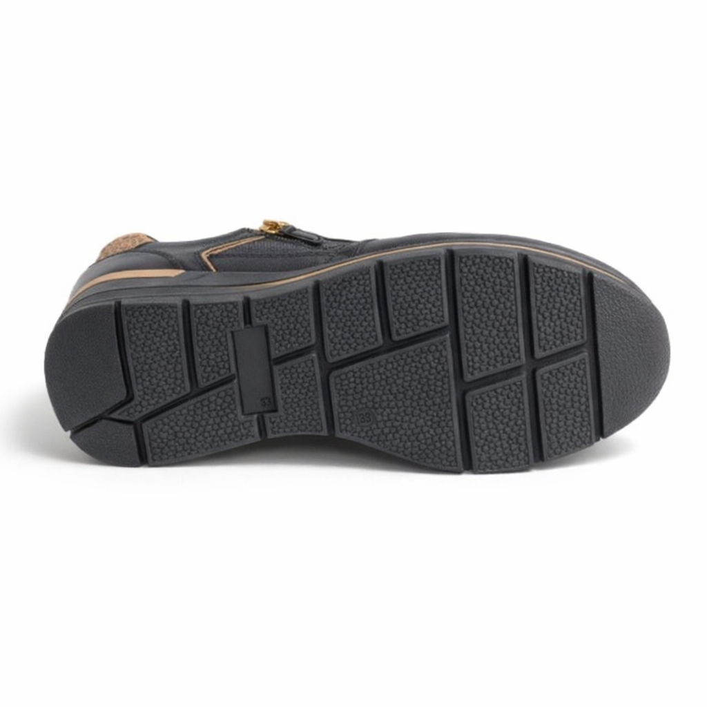 Cipriata CLELIA Womens Casual Trainers Black/Gold