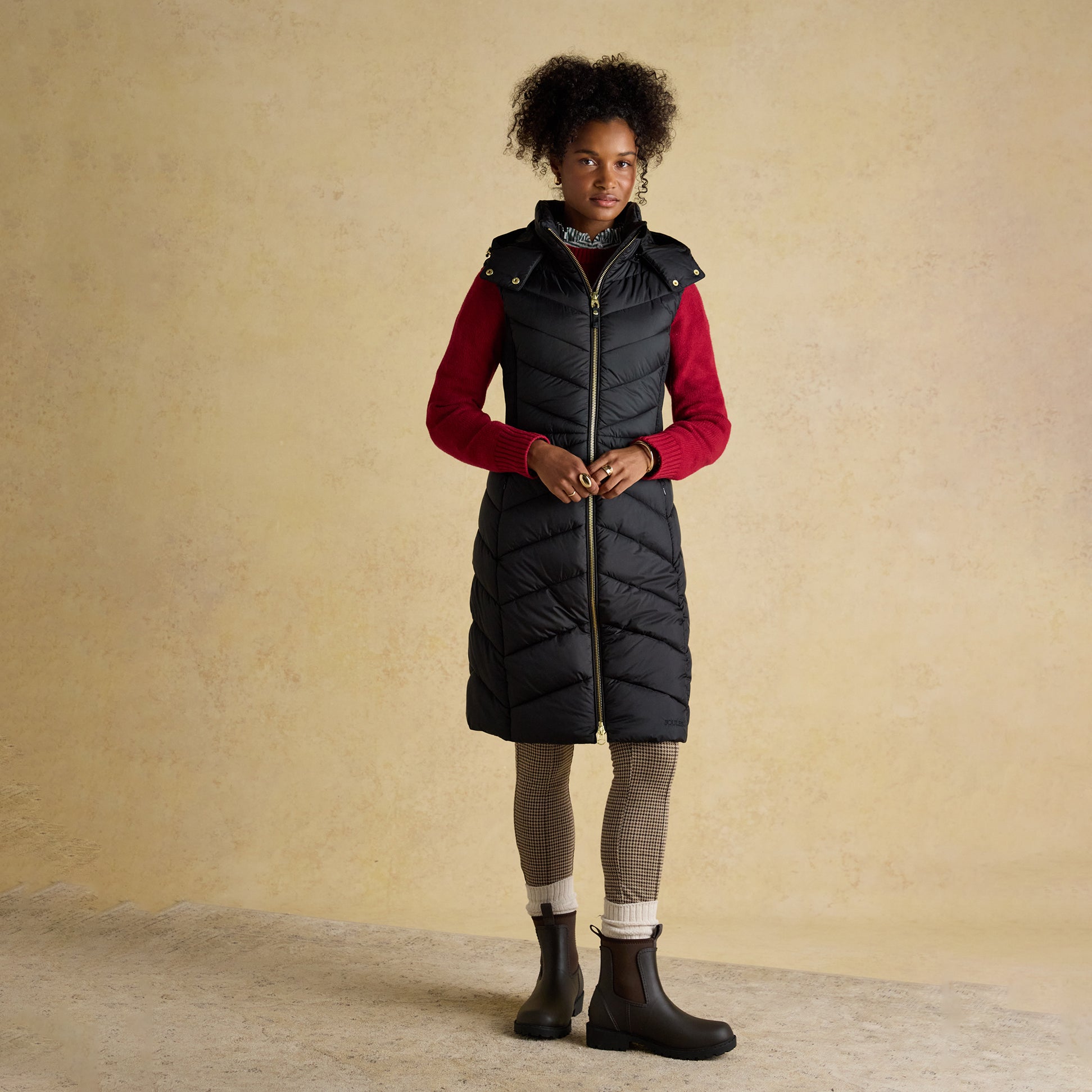 Joules PEMBURY Black Longline Showerproof Padded Gilet with Hood Black
