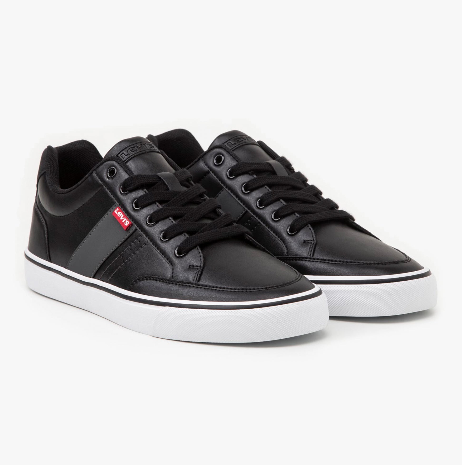 Levi's TURNER 2.0 Mens Trainers Black