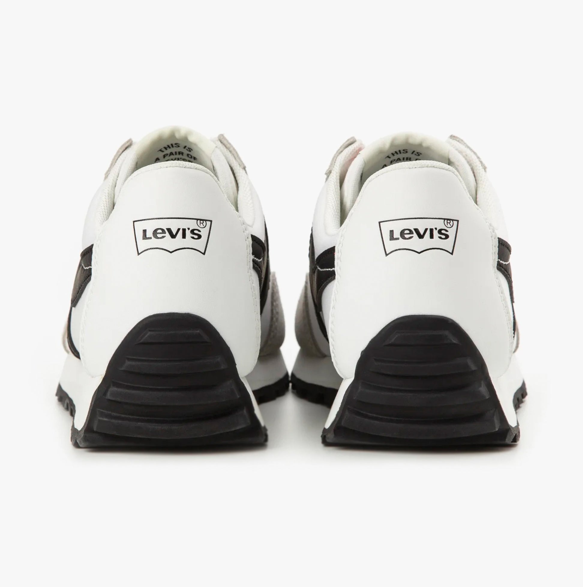 Levi's STRYDER RED TAB Mens Trainers Regular White