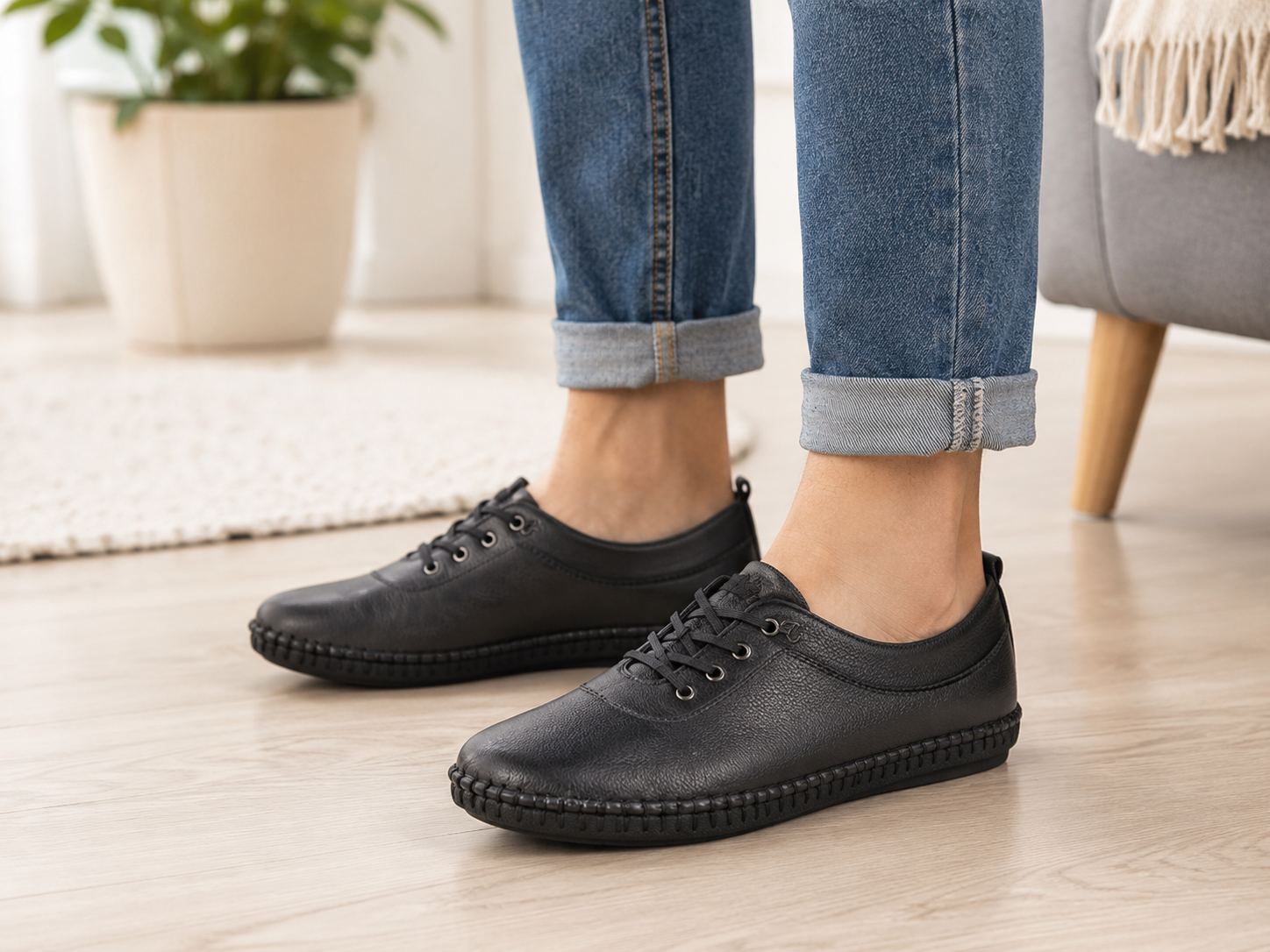 Mod Comfys LOUISE Womens Comfort Shoes Black