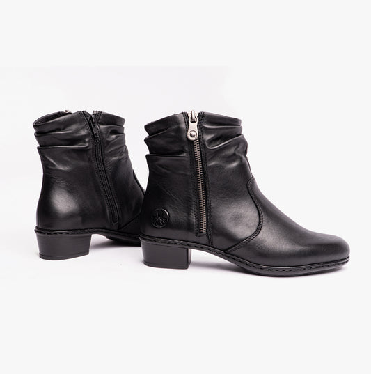 Rieker Y0756-00 Womens Leather Boots Black