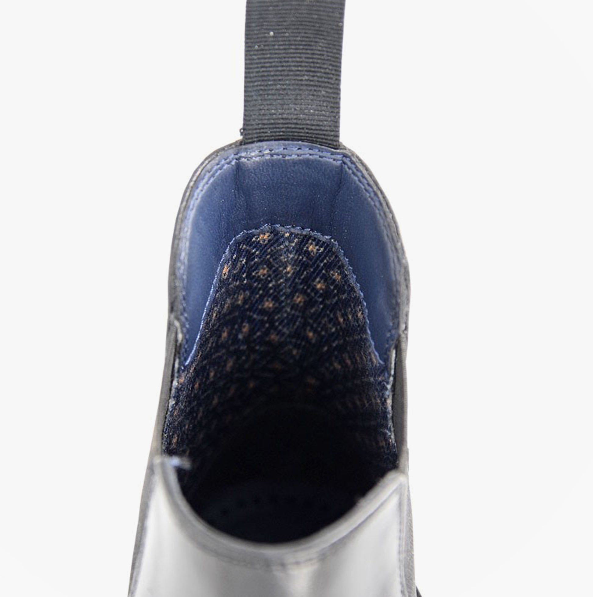 Top view of Roamers M684A Mens Boots Black showing interior lining and elasticated side panel.