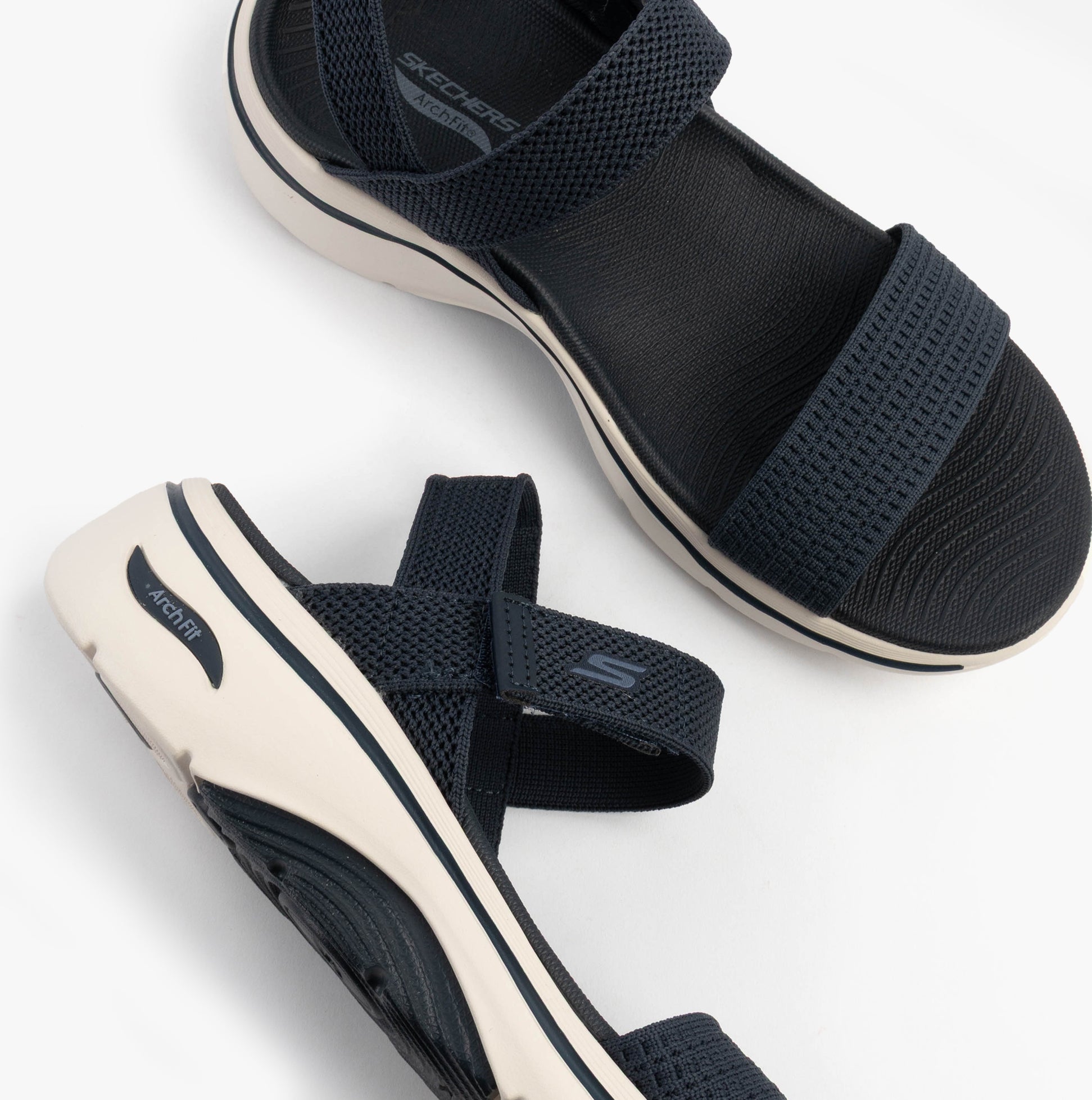 Skechers 140874/NVY GO WALK ARCH FIT 2.0 SANDAL - ANNIE Womens Sandals Navy/Grey/Pink