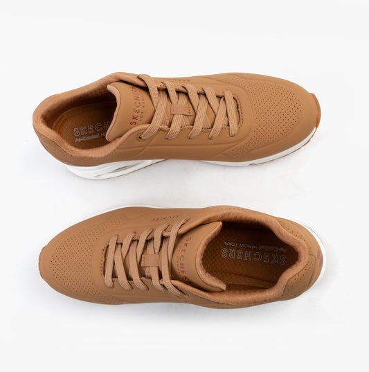 Skechers UNO - STAND ON AIR Womens Trainers Tan