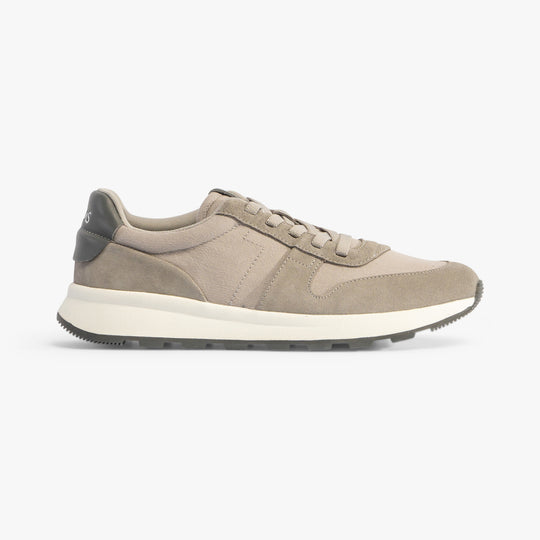 TOMS TRVL LITE RETRO Mens Trainers Grey side view, suede upper, low top design, relaxed fit, lace-up closure.