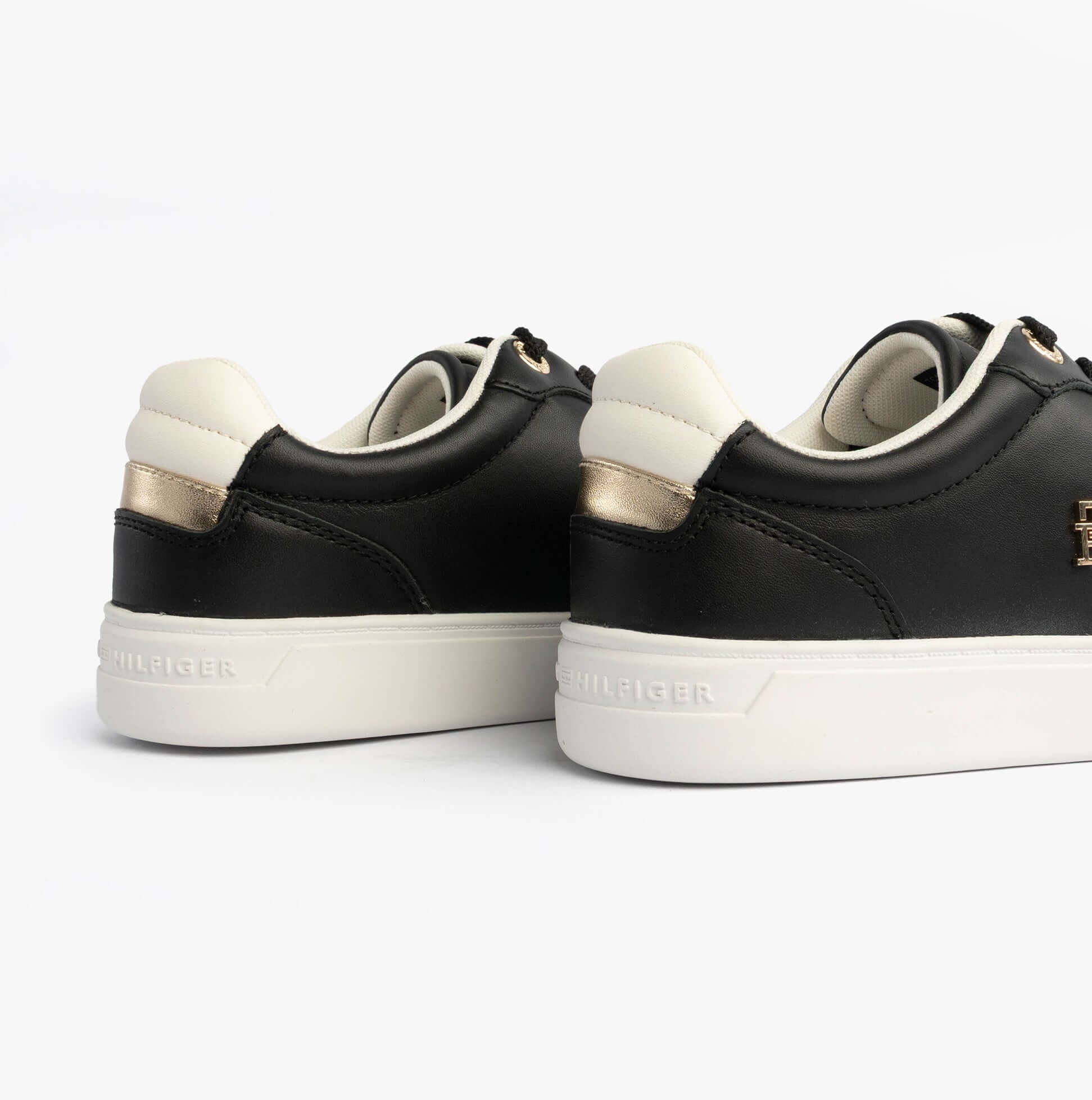 Tommy Hilfiger Womens Leather TH Monogram Plaque Court Trainers Black