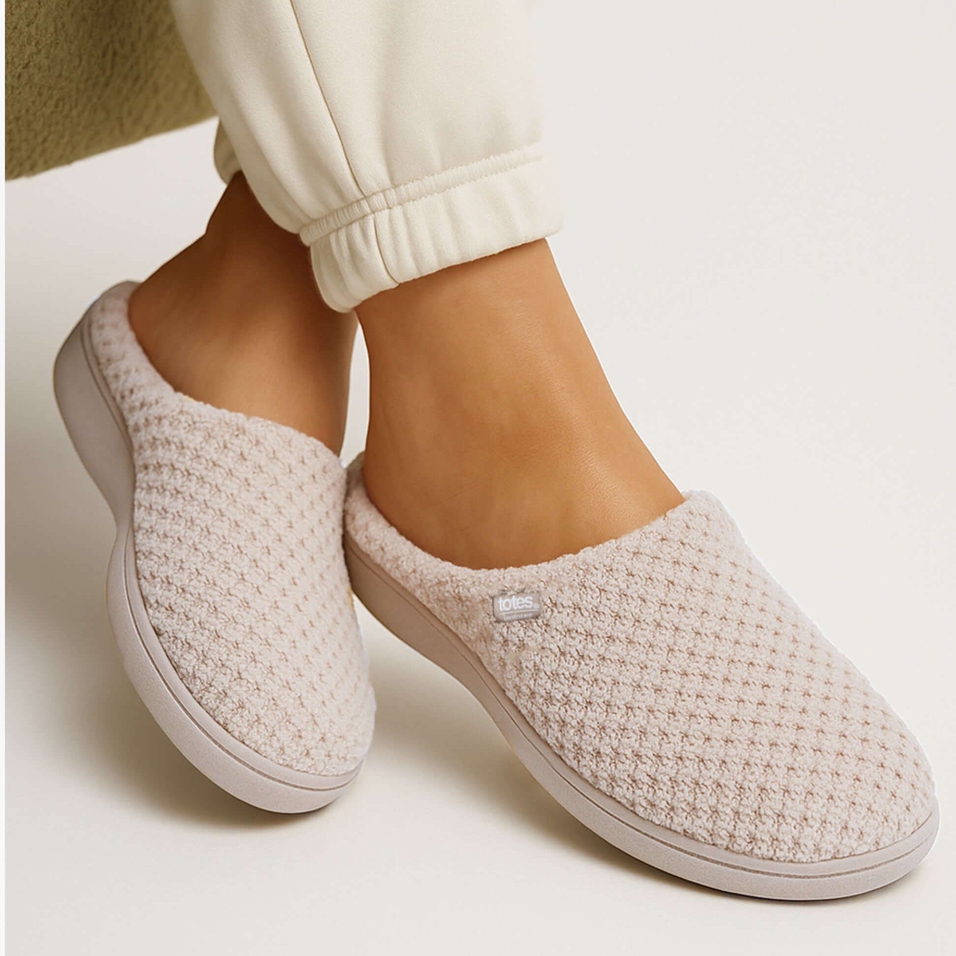 Totes Isotoner POPCORN TERRY Womens Mule Slippers Oat
