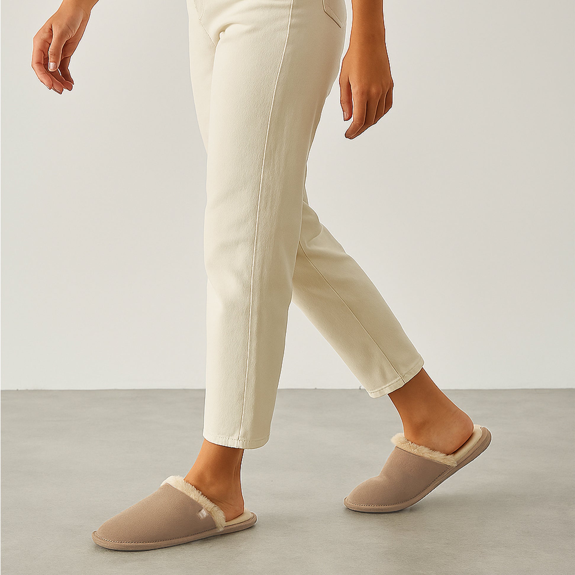 Totes Isotoner REAL SUEDE MULE Womens Slippers Sand