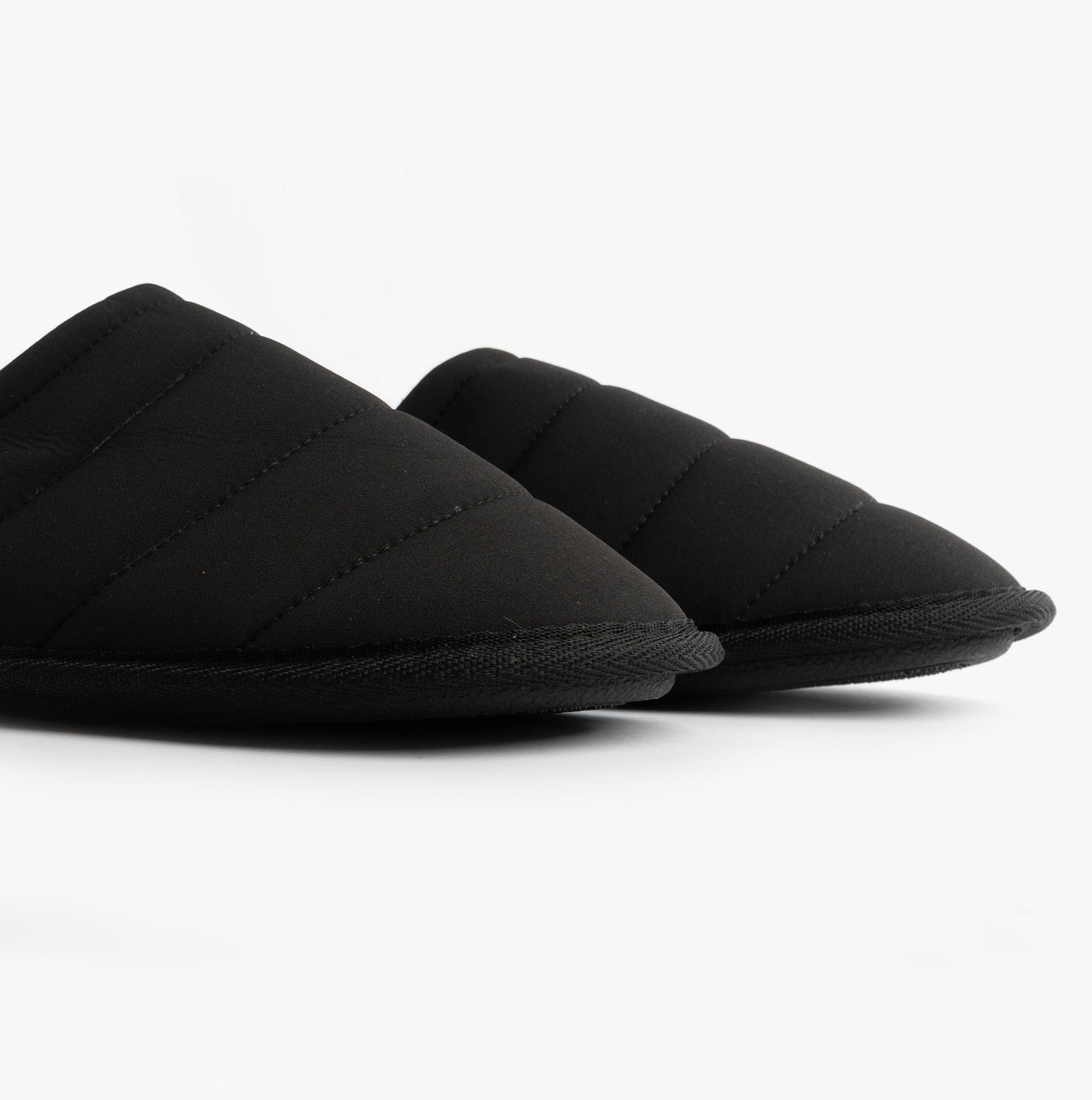 Totes Isotoner SPORT QUILTED MULE WITH COSY LINING Mens Mule Slippers Black