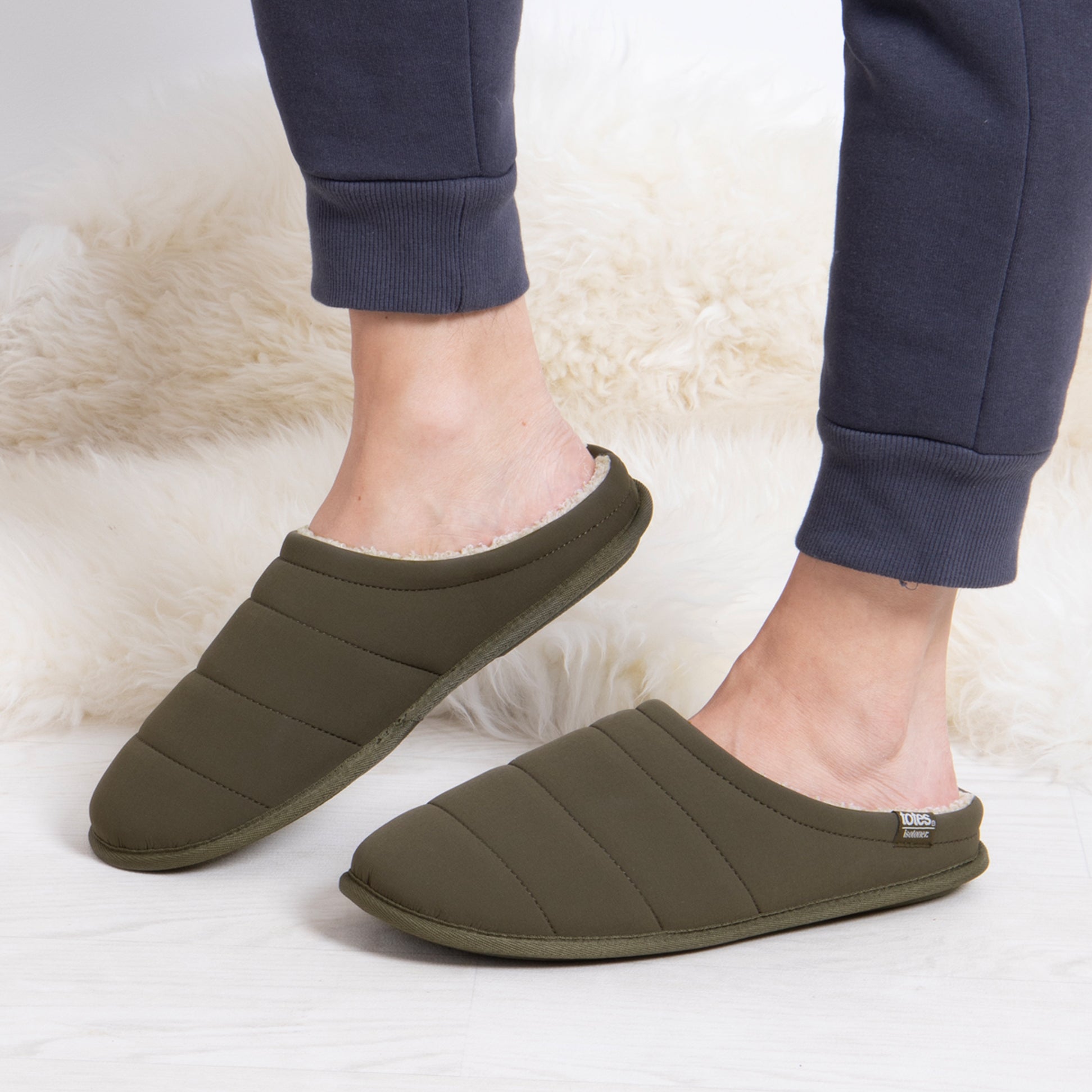Totes Isotoner SPORT QUILTED MULE WITH COSY LINING Mens Mule Slippers Khaki
