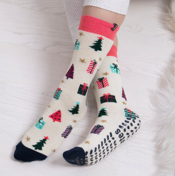 Totes Toasties ORIGINAL Womens Twin Pack Slipper Socks Festive