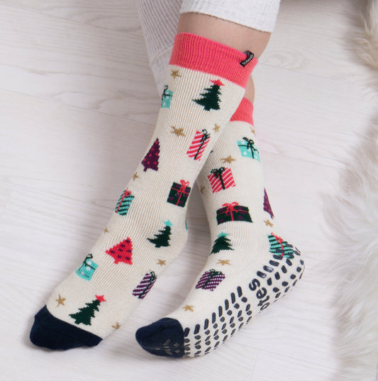 Totes Toasties ORIGINAL Womens Twin Pack Slipper Socks Festive