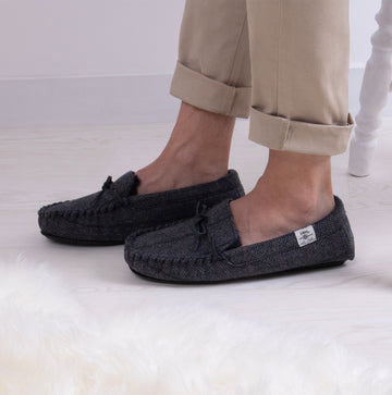 Totes Toasties WOOL BLEND HERRINGBONE Moccasin Slippers Mens Navy