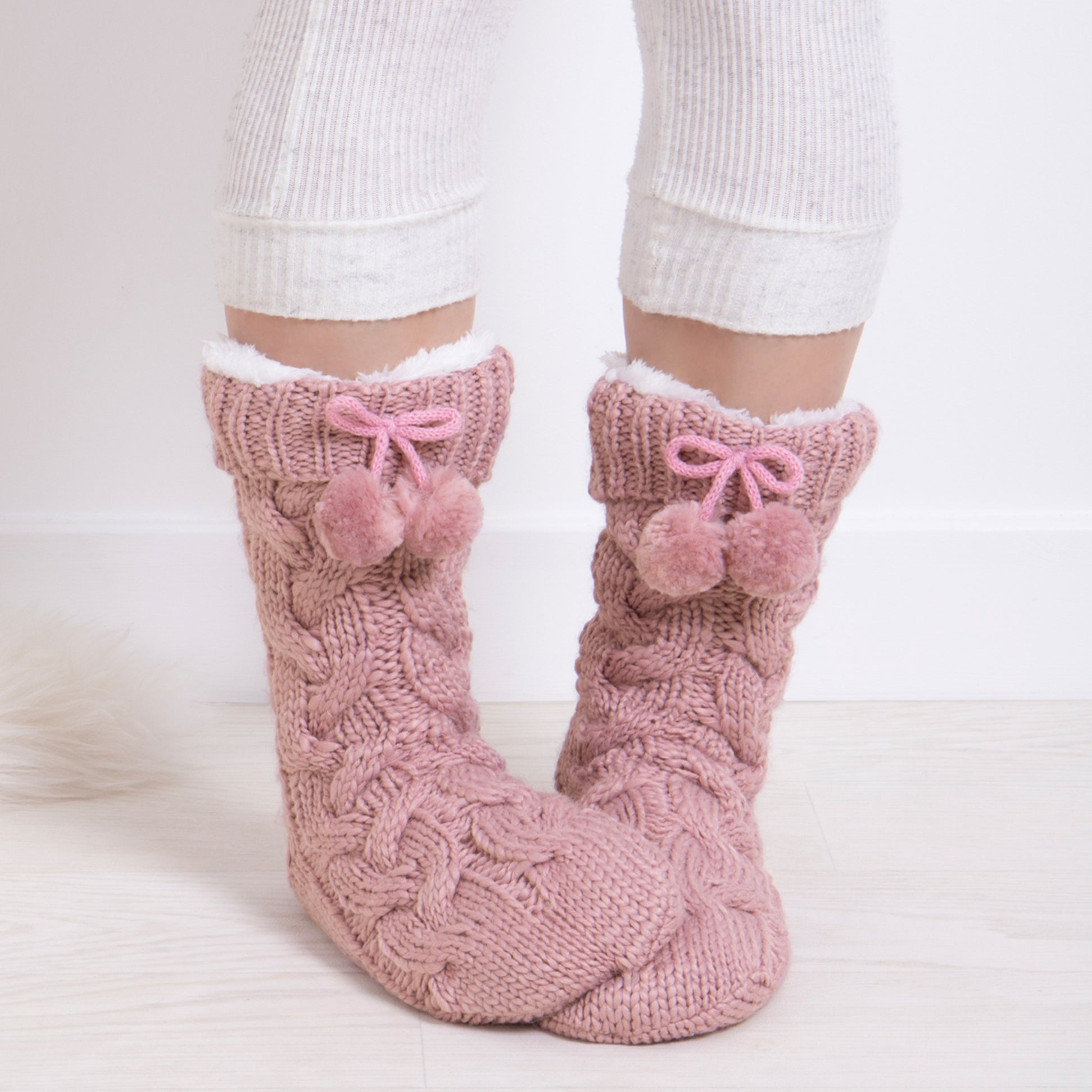 Totes Toasties LUXURY CHUNKY KNIT Pom Slipper-Sox Womens Dusky Pink