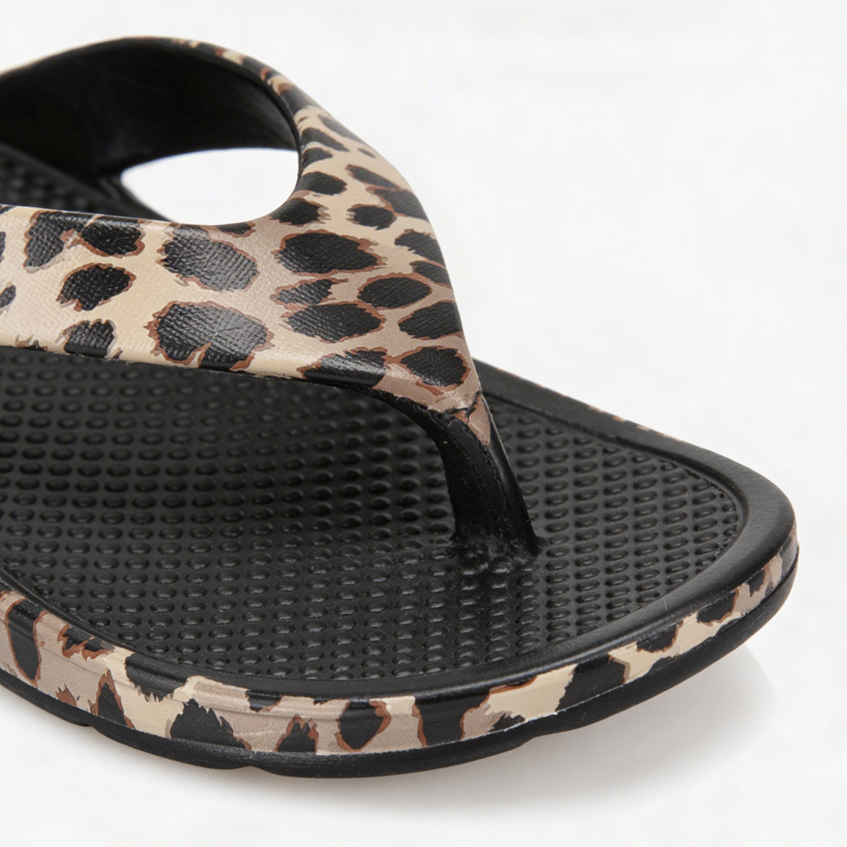 Totes Sol Bounce 0350 Womens Toe-Post Sandals Animal