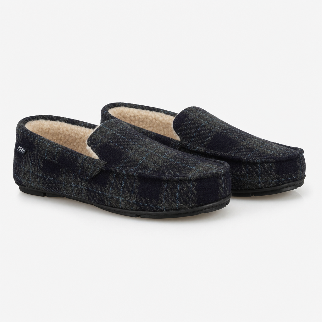Totes Toasties CHECK MOCCASIN WITH CURLY FUR LINING Mens Moccasins Navy Check