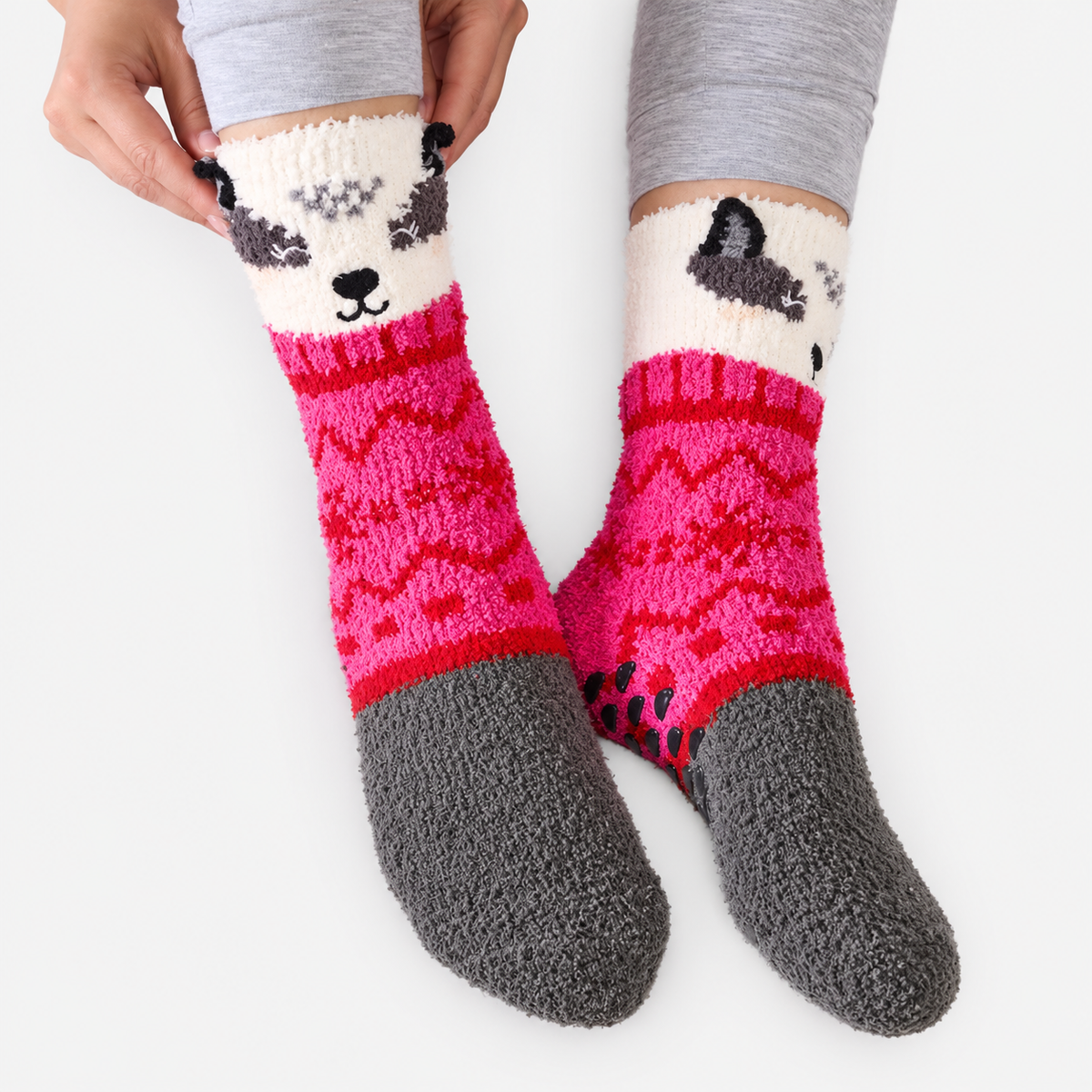 Totes Toasties NOVELTY SUPER SOFT SLIPPER SOCKS Womens Slipper Socks Badger